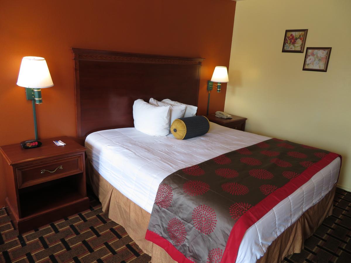 Royal Crest Motel Medford Buitenkant foto