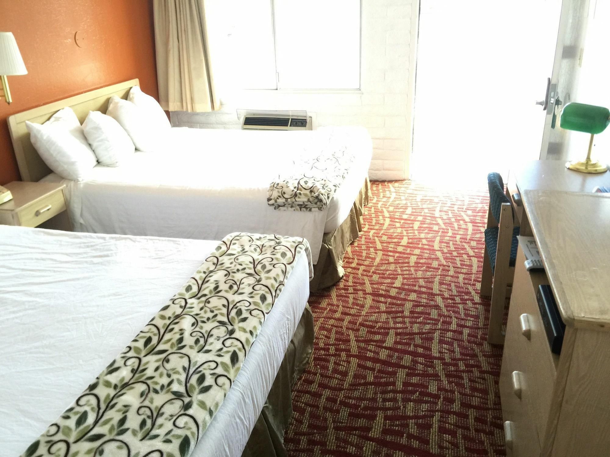 Royal Crest Motel Medford Buitenkant foto