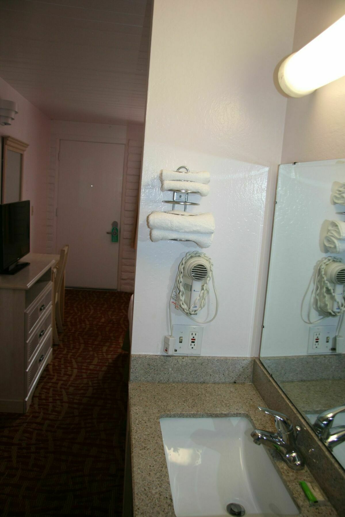 Royal Crest Motel Medford Buitenkant foto