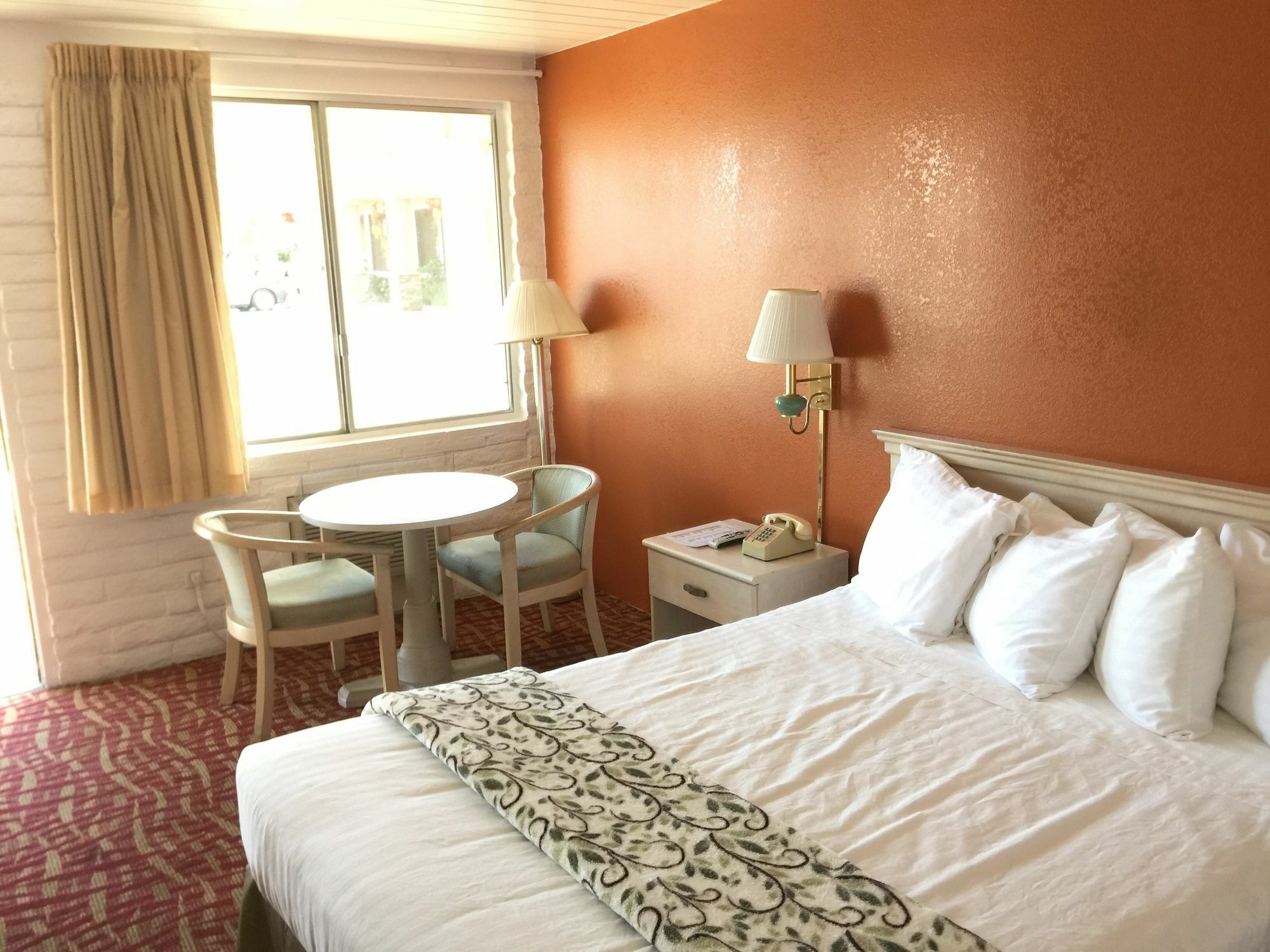 Royal Crest Motel Medford Buitenkant foto